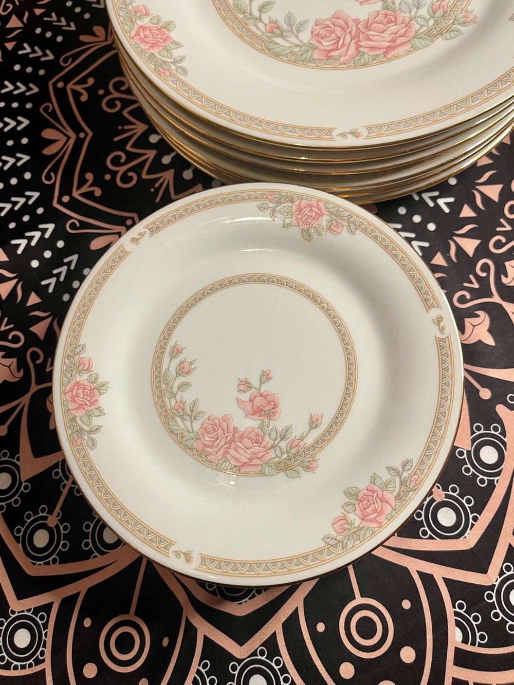 Vintage Porcelain Crown Ming "Christina" Fine China Dinner Plate and Salad Plate - Picture 2 of 7